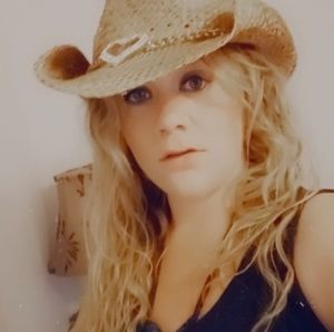 Meet your Posher, Ashleigh